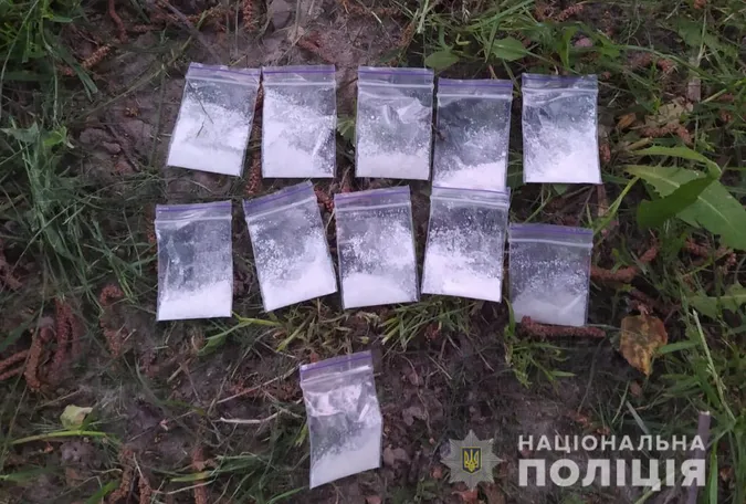 У Луцьку затримали двох торговців амфетаміном (фото, відео)
