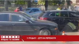 На Перемоги в Луцьку – аварія, вулицю скував затор (відео)