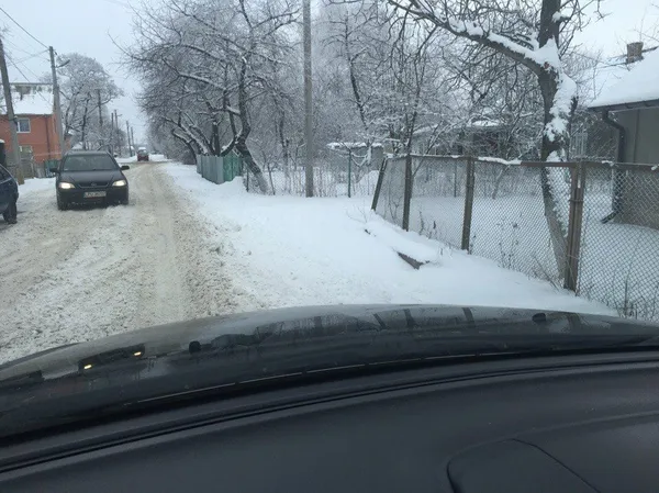 У Луцьку на ЛПЗ не розчищають вулиці від снігу (фото)