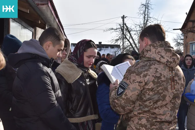 На Волині попрощалися із загиблим воїном Валерієм Солохою (фото)