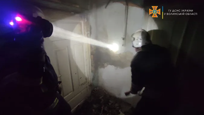 У селі під Луцьком в пожежі постраждала 11-річна дитина (фото, відео)