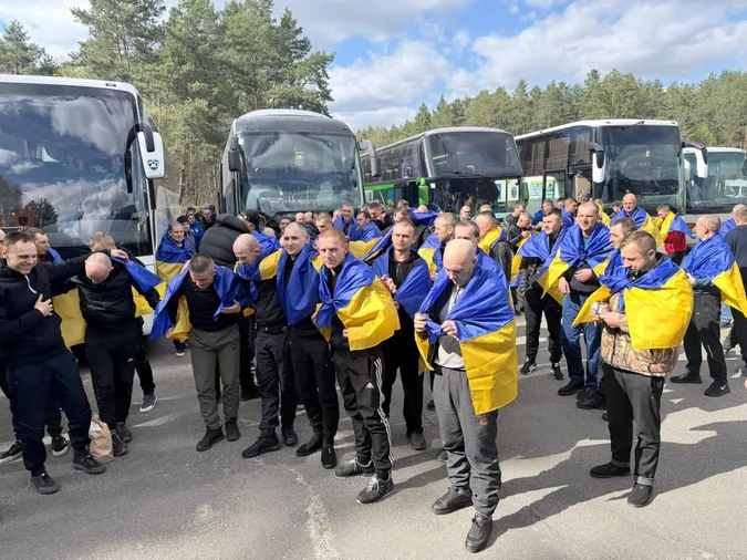 Відбувся новий обмін військовополоненими – 193 українських воїни нарешті вдома