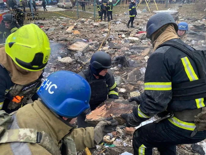 Російська ракета влучила в житловий будинок у Полтаві – є загиблі та поранені (фото, оновлено)