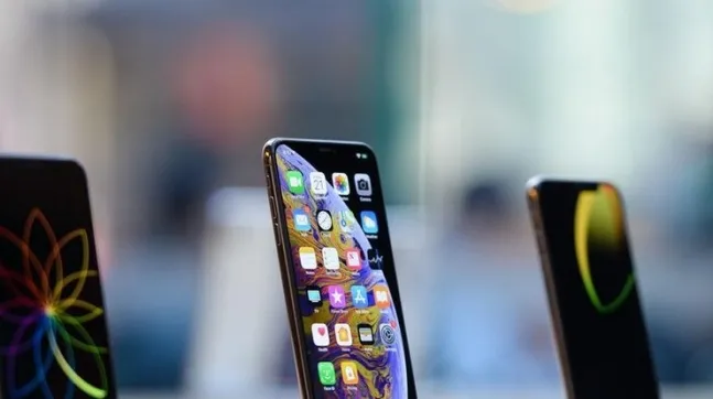 Повідомили, коли в Україні стартує продаж нових IPhone