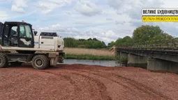 Дорожники розповіли, що там із мостом на трасі Луцьк-Львів (фото)