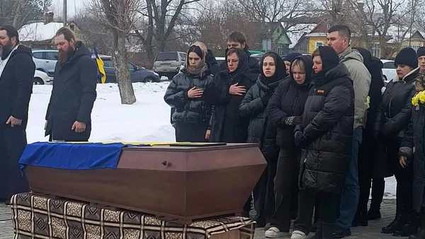 Загинув у день свого 27-річчя: на Волині попрощалися зі штурмовиком Станіславом Ядловським