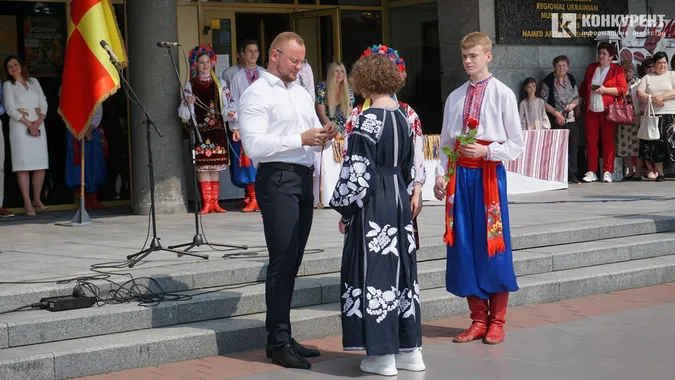 У Луцьку нагородили медалістів: як все було (дуже багато фото)