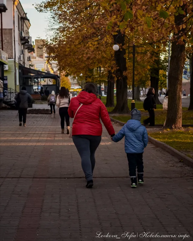 У мережі показали красу осіннього міста на Волині (фото)