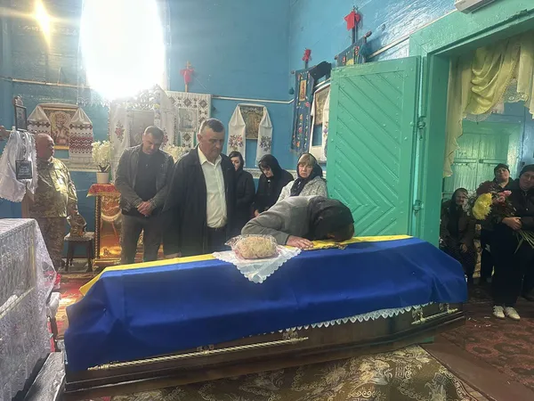 Зник безвісти на Курщині: на Волині попрощалися з воїном Олександром Сачуком (фото)