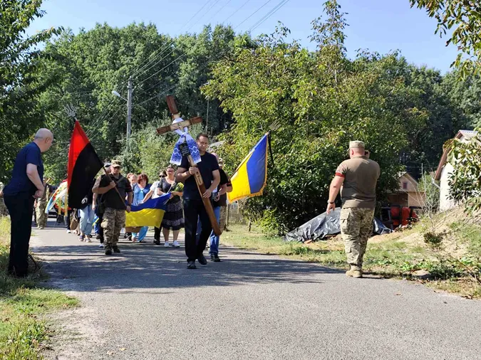 У Ківерцях попрощалися з воїном Олександром Матіюком (фото)