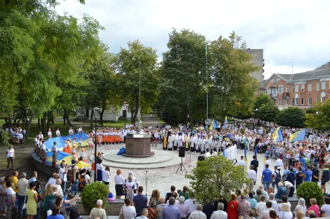 У Ковелі відкрили пам'ятник, який планували 19 років