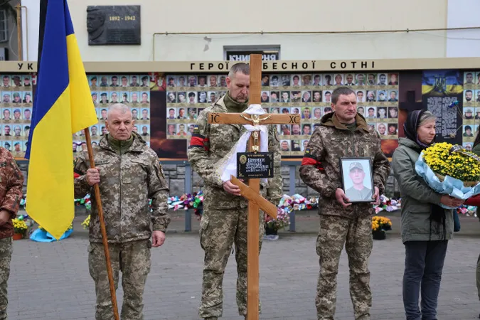 У Луцьку попрощалися із загиблим на Запоріжжі Геннадієм Шепетюком (фото)