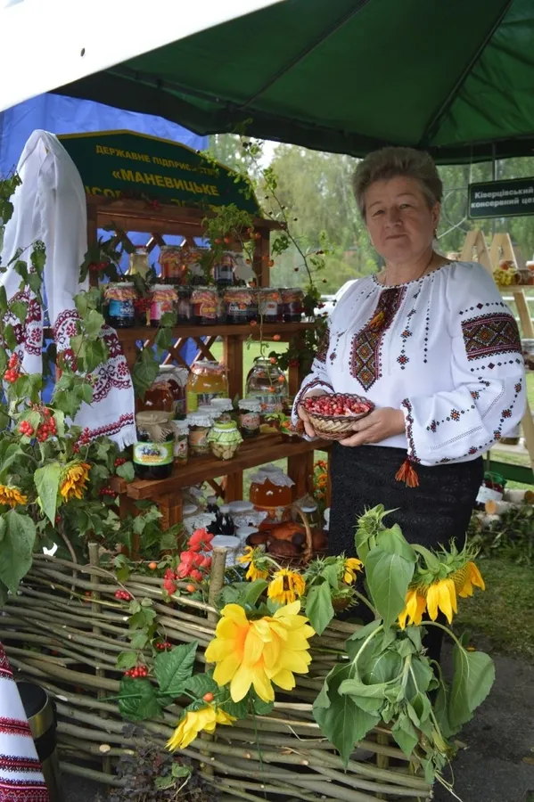 Волинські лісівники презентували свою продукцію на святі урожаю (Фото)