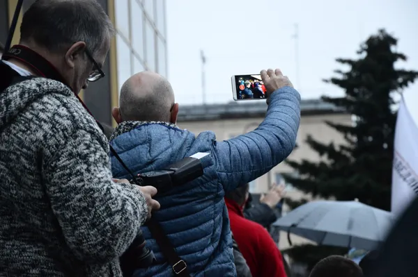 Як Саакашвілі мокнув та «поливав» брудом Порошенка у Луцьку (фото)
