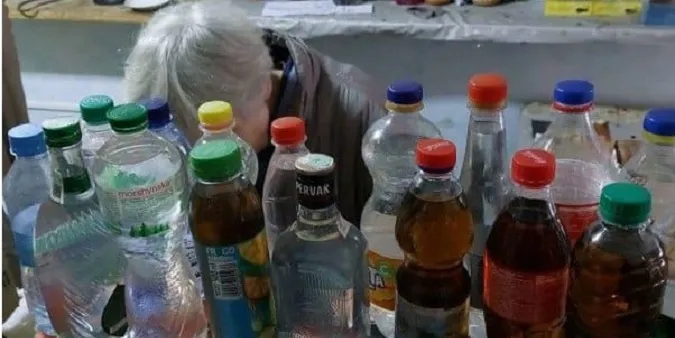 У Луцьку продавчиня саморобної горілки «влетіла» на майже 7 тисяч (фото)