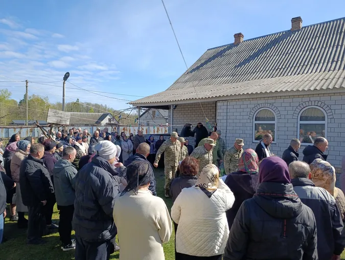 У Маневичах попрощалися із захисником Андрієм Сидоруком (фото)