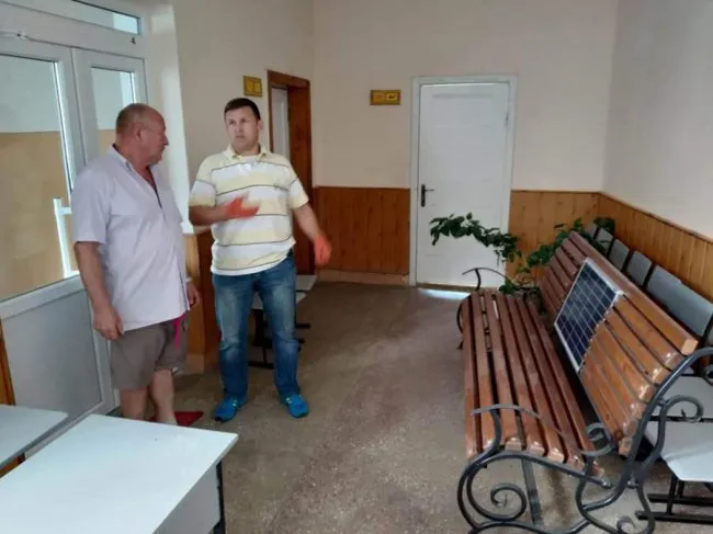 У школі на Волині з'явиться «розумна» лавка (фото)