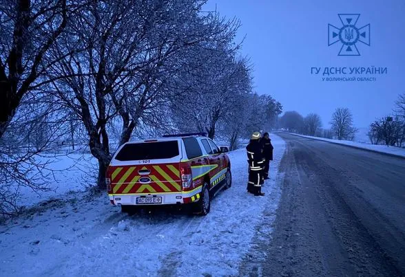 Волинські рятувальники промоніторили дороги (фото)