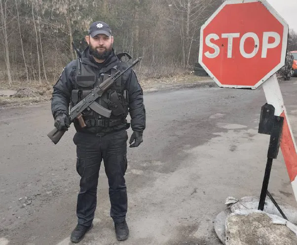 На Волині поліцейській врятував життя потерпілого у ДТП (фото)
