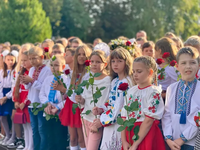 Як пройшов перший дзвоник в Нововолинську (фото)