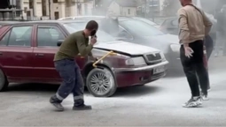 У Луцьку біля вокзалу загорілося авто (відео)