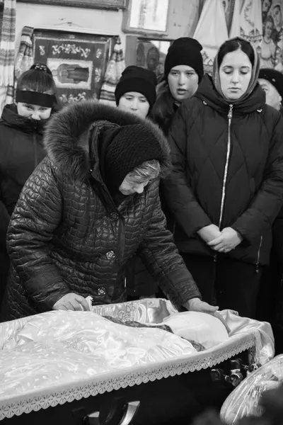 У Луцькій громаді провели в останню путь Сергія Куделю (фото)
