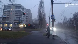 Свята без снігу, але в тумані: ранкові фото Луцька