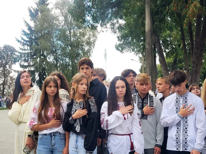 Перший дзвоник, діти та реформи: як у Ковелі відзначили 1 вересня (фото)