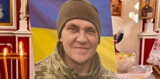 Понад рік вважався зниклим: на Волині попрощалися з воїном Василем Сачуком (фото)