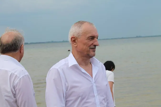 Савченко задоволений роботою над пляжем у Світязі (фото) 