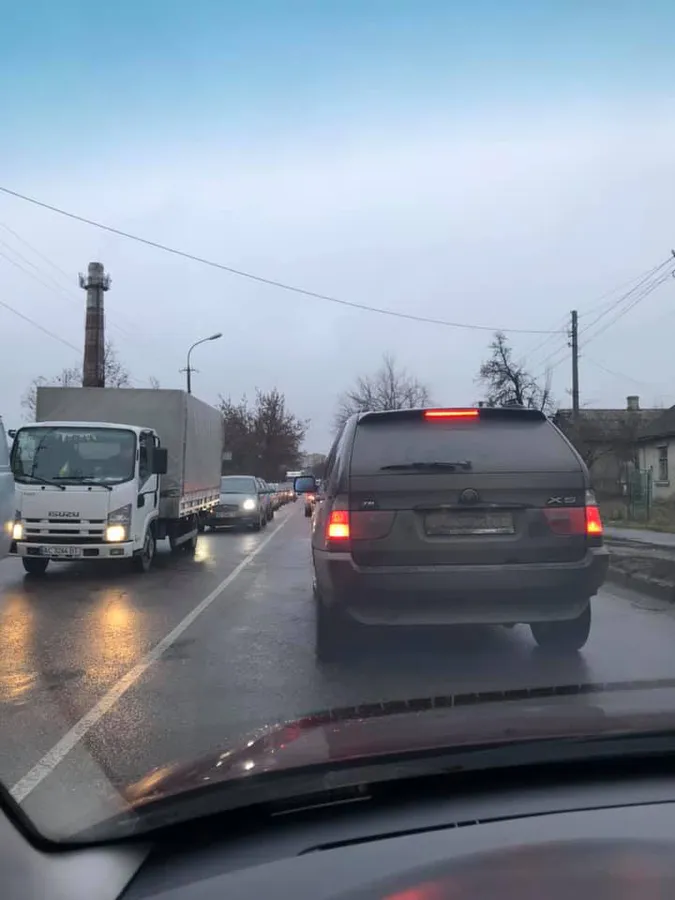 Луцьк потерпає від автомобільних заторів