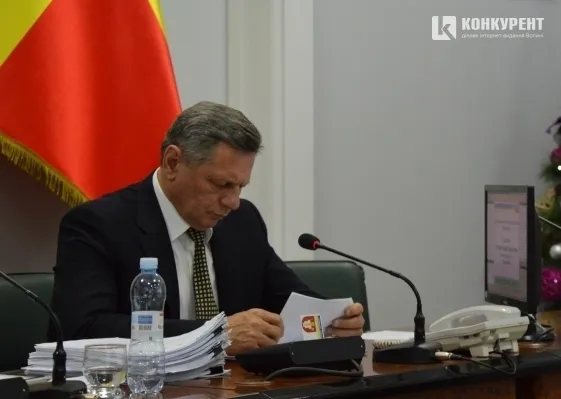 Романюк називає звільнення трьох начальників Луцькради двоякою ситуацією