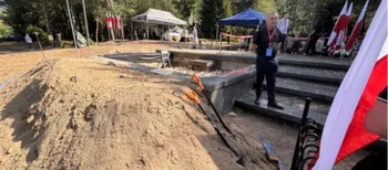 55 трун і спільна молитва: на Волині відбулося перепоховання жертв подій 1943 року (фото)