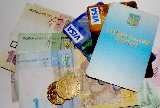 Перелік студентів, яким платитимуть стипендію, розширили