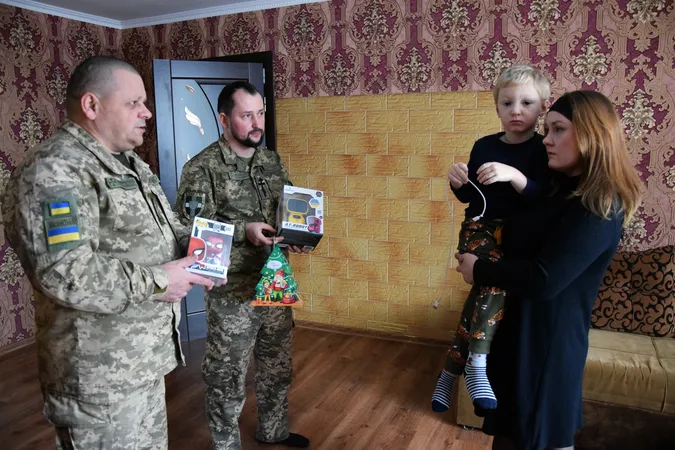 Волинські прикордонники привітали з Днем Миколая дітей загиблих побратимів (фото)