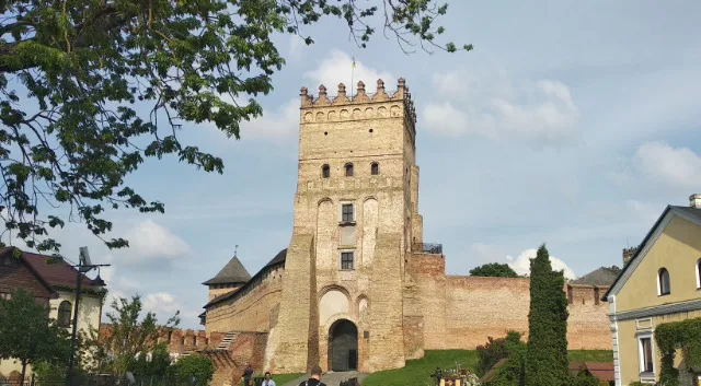 Центр турінформації у Луцьку пропонує сертифікати на туристичні послуги