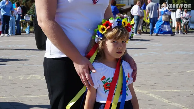 Лучани у День міста тілами склали карту України (фото)