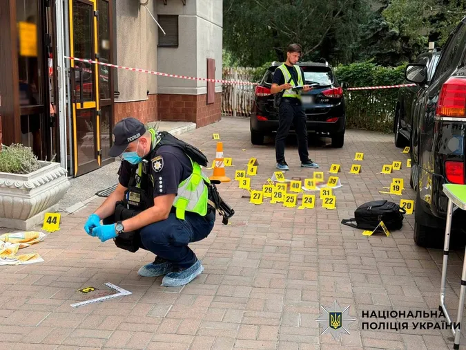 У Києві розстріляли директора репродуктивної клініки: 20 пострілів впритул (фото 18+)