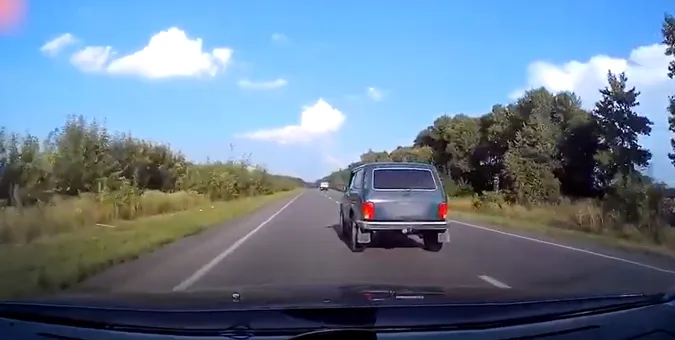 На Волині водій «здав» п'яного керманича (відео)
