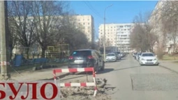 У Луцьку після ремонту водогону залишили розритий асфальт на дорозі (фото)