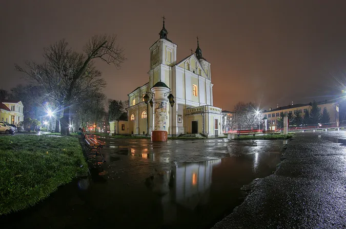 Володимир-Волинський закупить 6 лавок на понад 100 тисяч гривень