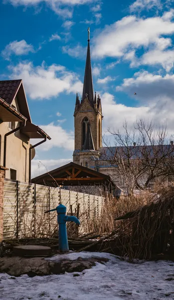 Відлига у Старому місті: луцький фотограф поділився атмосферними знімками