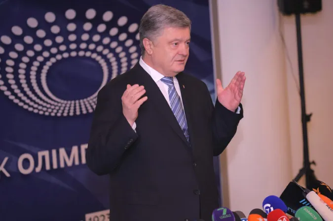 «Це неповага», – Порошенко про Тимошенко в ролі «незалежного арбітра»