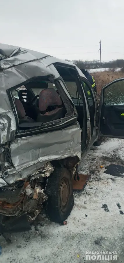 Зім'яті й перевернуті автомобілі: на Волині за добу – 39 аварій