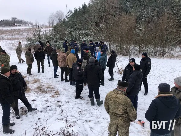 Волиняни масово вийшли на пошуки односельця, який зник ще 5 січня (відео)