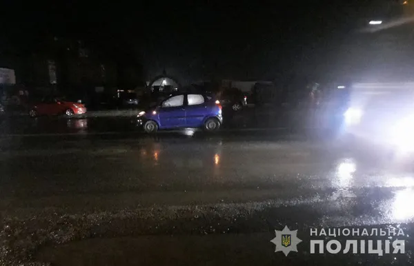 Жінка, яку в Луцьку на Дубнівській збила автівка, померла в лікарні (фото) (оновлено)