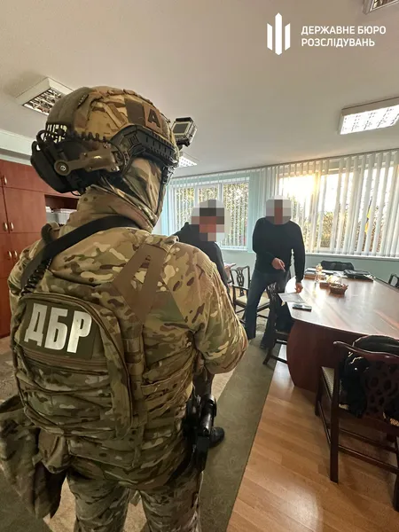 У депутатки Хмельницької міськради знайшли понад 1,5 млн незадекларованих доларів (фото)