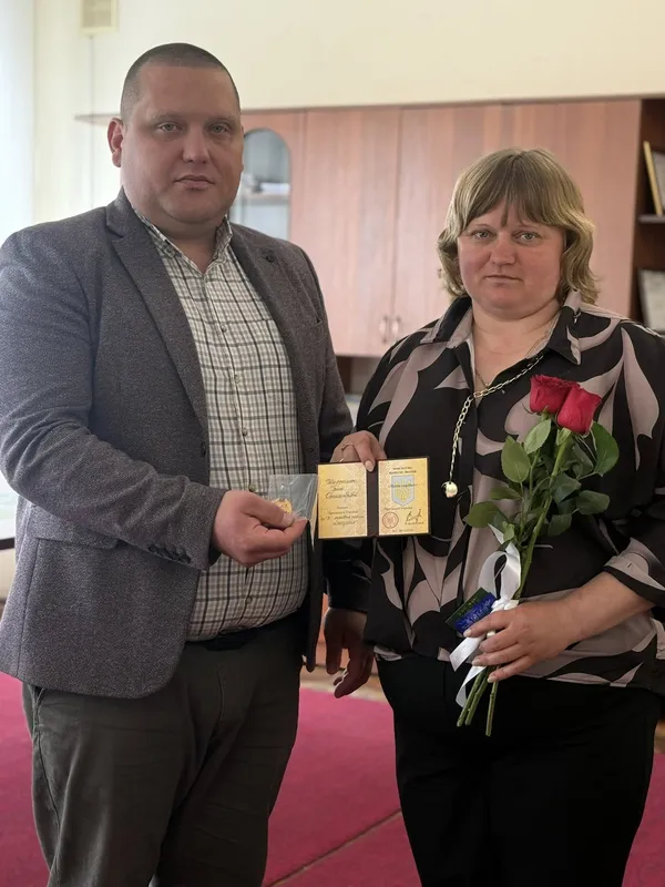 На Волині трьом жінкам присвоїли почесне звання «Мати-героїня» (фото)