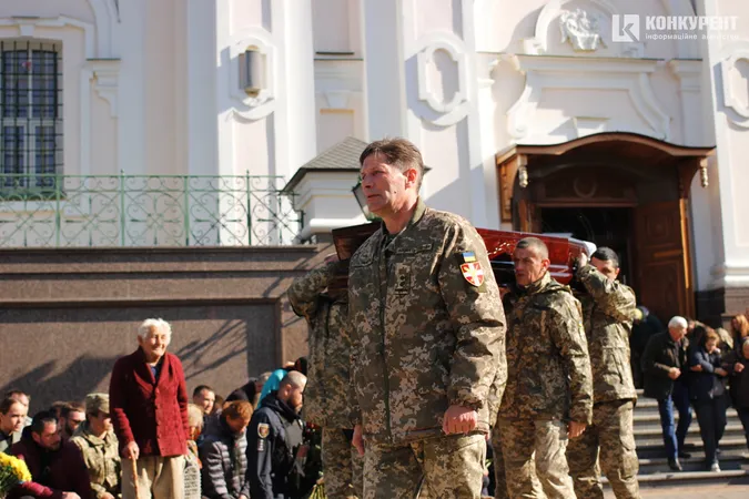 Був у всьому попереду: Луцьк попрощався із Мартензом (фото, відео)