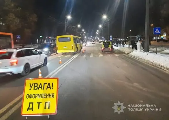 У Луцьку водій на Suzuki збив на переході бабусю (фото)